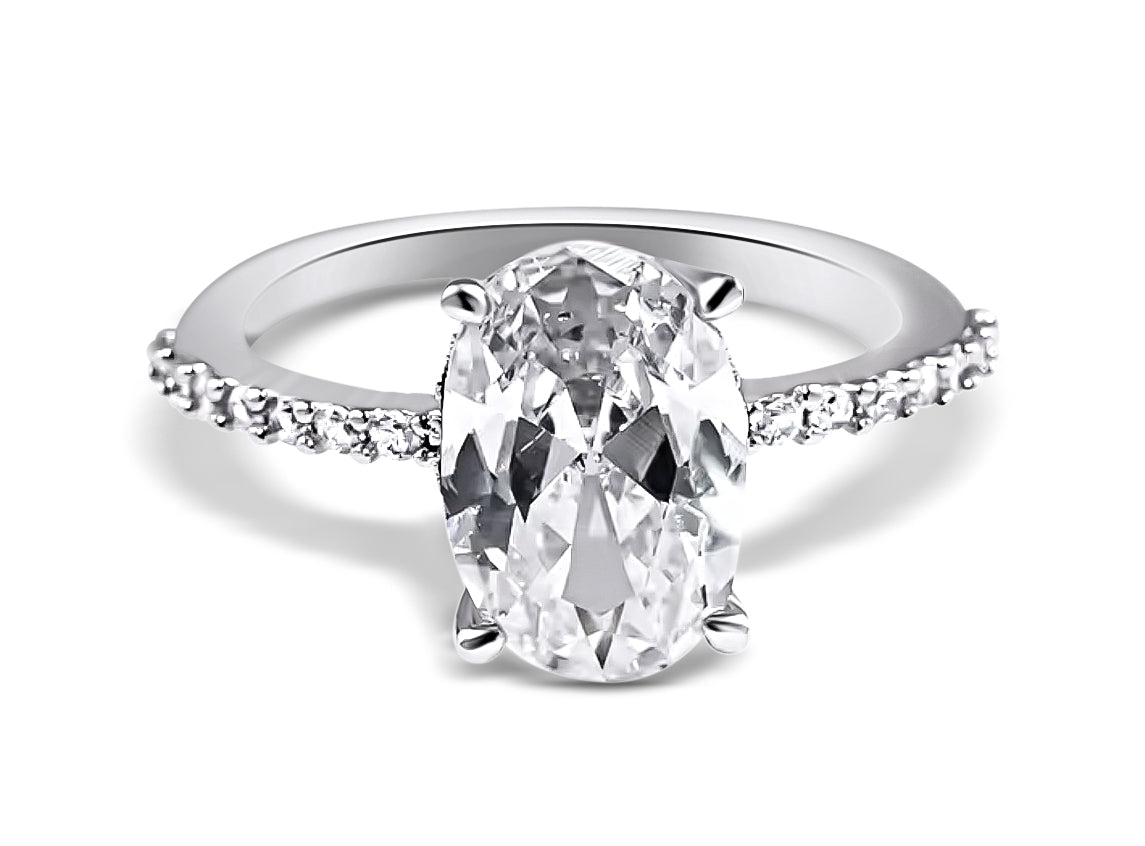 Oval Brilliant Diamond Ring