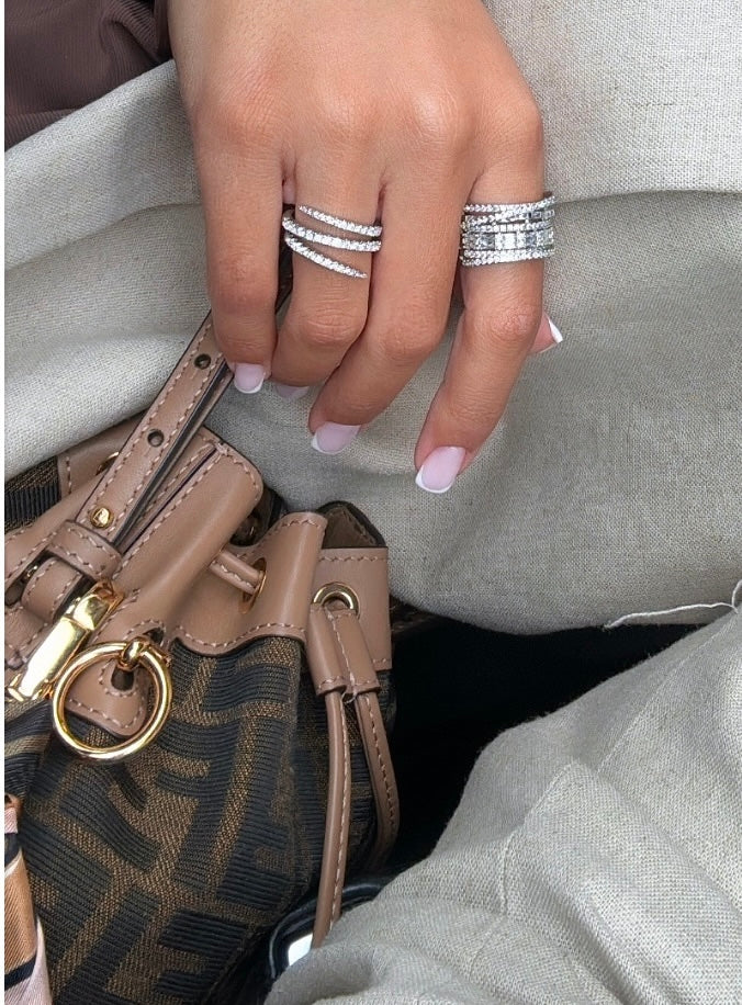 Twist Ring